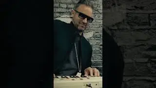 Pour cette première Digital UK Session, il est accompagné du légendaire Daddy Freddy 🇬🇧