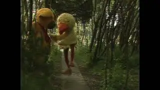Bamse og Kylling regner på regnen.