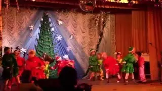 С новым Годом!  -  ансамбль "Веснянка"