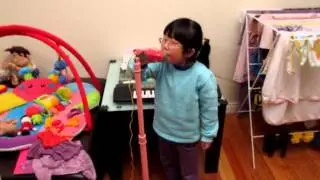 Noelle - Sing Happy Birthday Grandma