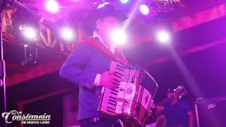 Chilito Piquín (En Vivo) - La Constancia de Nuevo León