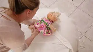 Newborns for Noob Parents - Swaddling