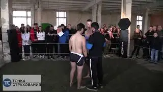 FIGHTER MMA got into the ring got in the face