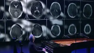 WOLFGANG AMADEUS MOZART: Presto from Piano Sonata in A minor