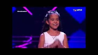 HANNIA canta 
