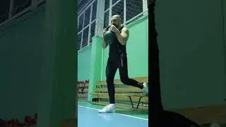 болгарские приседания с гирей