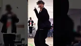 Ну что за красава)) Чонгук, ты невозможно сексуальный 🥰😊💜🔥😘