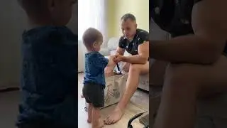 Леха-Лепёха с сыном собирают беговел #shorts #worldofwarcraft #life #epic #отдых #семья #wow #рек