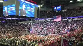 We want Trump!  Houston Toyota Center 2018