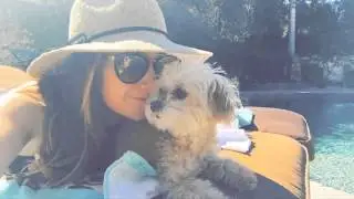 Laying out with momma - Ashley Tisdale