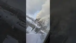 Горит дом с гаражом #reels #мчс #якутия #япожарный #пожар