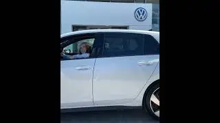 Врываемся в рабочую неделю на новеньком Volkswagen Golf!💥