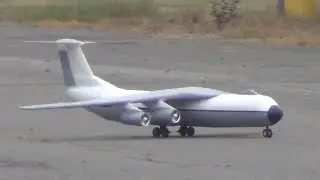 RC Lockheed C-141B Starlifter Maiden Flight Depron Airliner