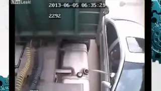 ВОР ТЫРИТ БЕНЗИН!!! вот прикол по среди дороги!!!