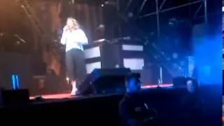 SARA VITA FELLINE - OPENING ACT Il Bellod'esser brutti Tour di Jax (LIVE 1)