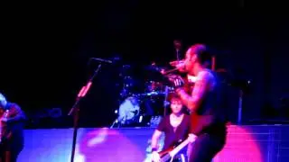 Three Days Grace - Lose Yourself (Hartford, CT 9/11/2011)