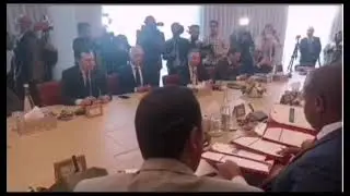 لحظة توقيع النقابات على اتفاق تعديل النظام الأساسي