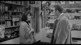 Natalie Wood and Steve McQueen - Love with the Proper Stranger - shop scene