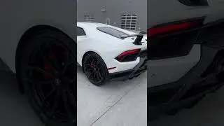 Cold start on Lamborghini Huracan Performante