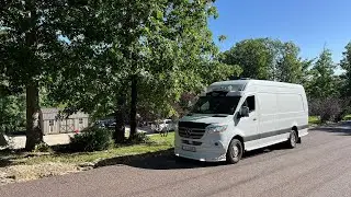 Доставка в частный дом. А дома то никого)). Доставки по США. Спринтер.
