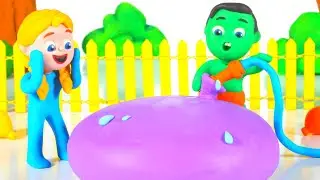 Playing With A Giant Water Balloon 😱😱😱😱