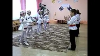 Танец чувашских дошколят