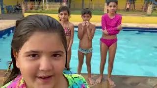 Quem errou caiu na piscina....  machuquei de verdade