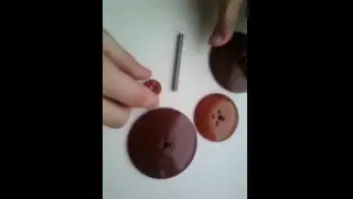 Как сделать юлу из лего???
