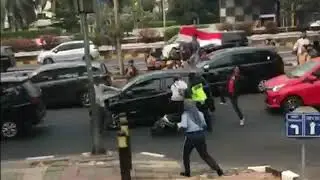 Polisi vs gangbang