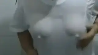 mandi dulu biar segar..