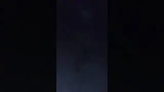 Посмотри если нравится когда мальчики писают на снег