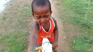 खिच्चो मम्मी खिचो....