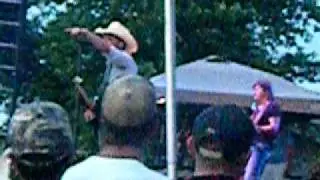 Justin Moore - Only place I call home at Pontiac Crystal Palace