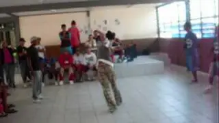 Emerson & Eliel vs. Crazy crew