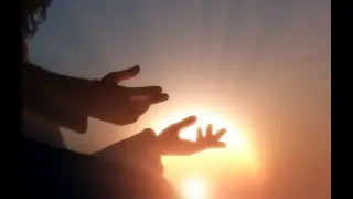 "El Dios de Milagros" by Debbye Graafsma (God of Miracles in Spanish) (c)1999