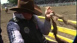 Road To The CFR 2013   Strathmore   Saddle Bronc
