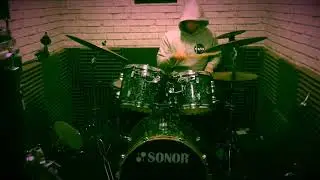 The Coolest Groove on YouTube (reply to Orlando Drummer)
