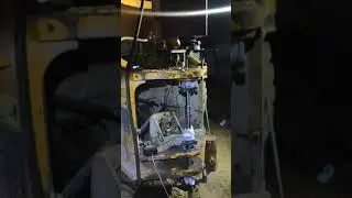 Восстановление разбитых отверстий на погрузчике XCMG ZL50G.  Расточка-наплавка.
