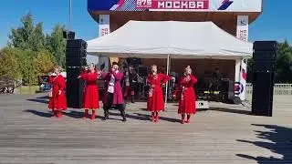 Фолк-группа 