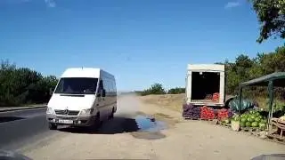 Чуть не снесли