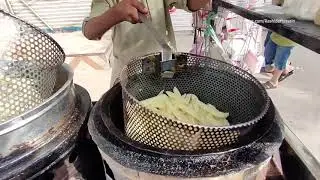 13 years old kid selling French Fries 🍟 Street foods 😋 Afghani fries recipe/Afghani boy
