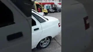 Неадекват с ножом в Сочи