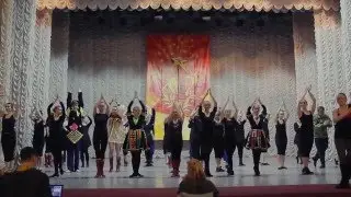 Танцы. Концерт. Шоу-балет.