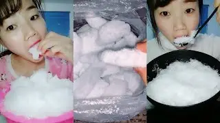 Freezer Frost Eating | Crunchy Ice Eating | Powdery Ice Eating ASMR ❤️❄️#whiteice #freezerfrost