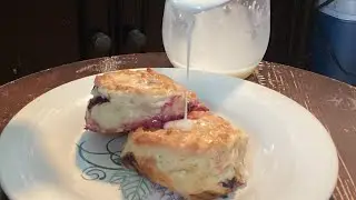 Easy Blueberry Biscuits