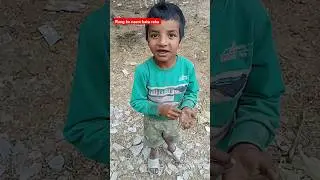 Rango ke naam bata raha hai