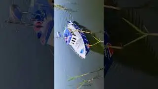 Barco eléctrico con latas de Pepsi y motor DC.