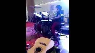 DRUMMER CILIK, GAK BISA LIAT DRUM NGANGUR DI MALL