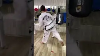 Triple Kick Taekwondo😳