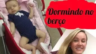 Fazendo o bebê dormir sozinho no berço